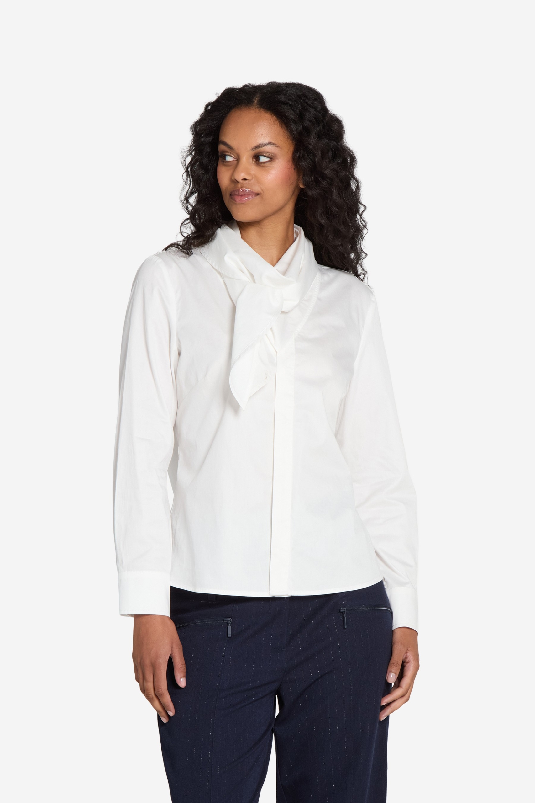 Blus Nadine